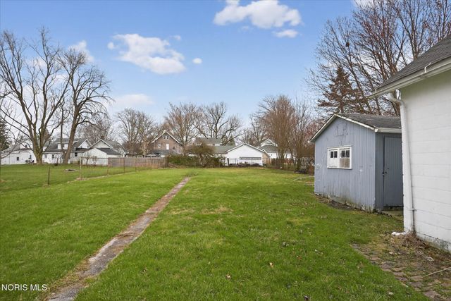 235 S Maple Street, Bowling Green, OH 43402