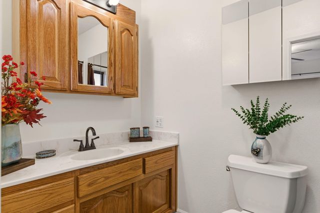 965 W Bosque Loop, Bosque Farms, NM 87068