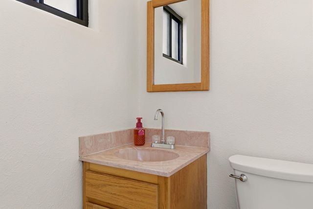 965 W Bosque Loop, Bosque Farms, NM 87068