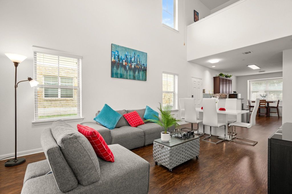 1620 Bryant DR 1404, Round Rock, TX 78664