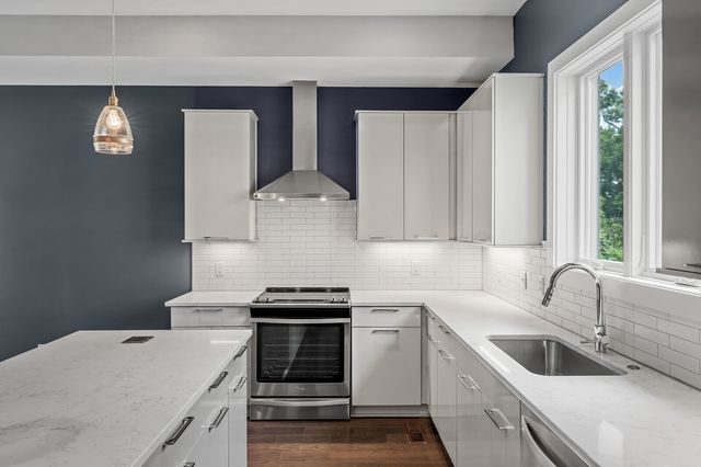 239 White Bridge Pike Ste 17, Nashville, TN 37209