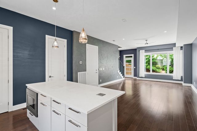 239 White Bridge Pike Ste 17, Nashville, TN 37209