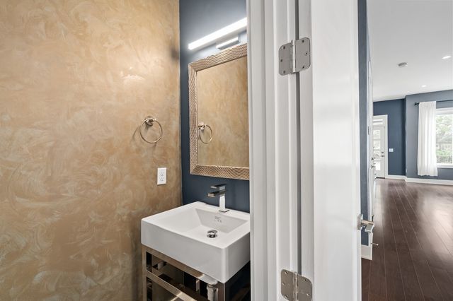 239 White Bridge Pike Ste 17, Nashville, TN 37209