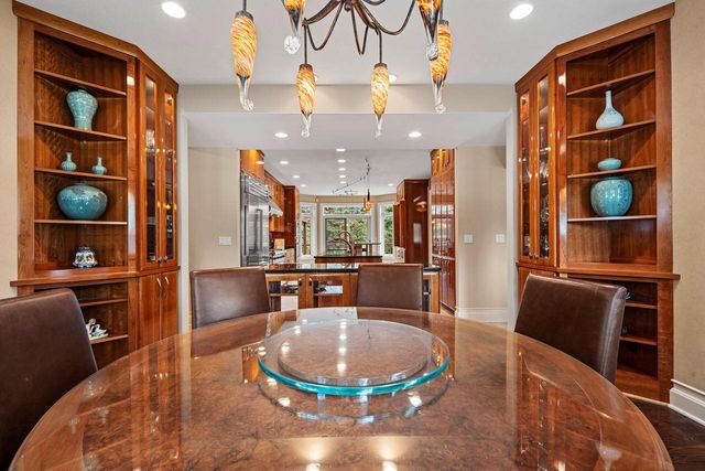 2101 Hunters Ridge COURT, Manitowoc, WI 54220