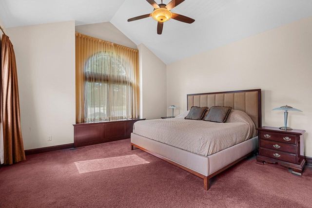 2101 Hunters Ridge COURT, Manitowoc, WI 54220