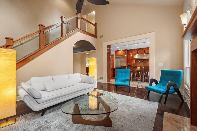 2101 Hunters Ridge COURT, Manitowoc, WI 54220