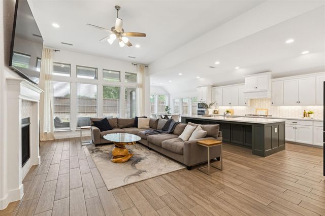 3313 Honey Suckle Lane, Little Elm, TX 75068