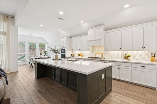 3313 Honey Suckle Lane, Little Elm, TX 75068