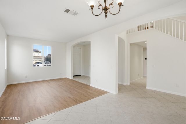 2134 Shellbark Court, Palmdale, CA 93551