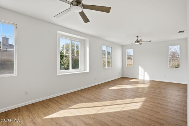 2134 Shellbark Court, Palmdale, CA 93551