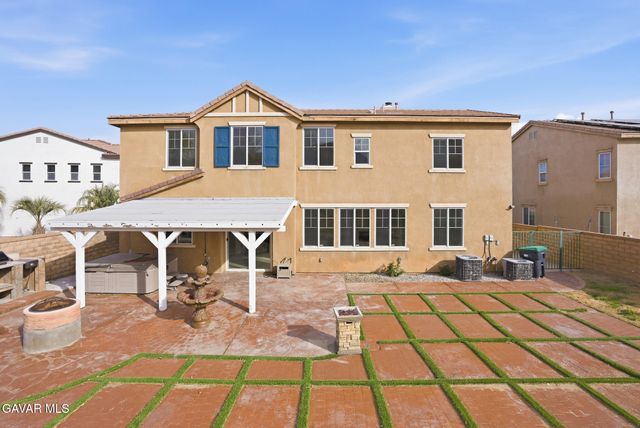 2134 Shellbark Court, Palmdale, CA 93551