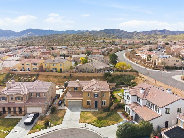 2134 Shellbark Court, Palmdale, CA 93551