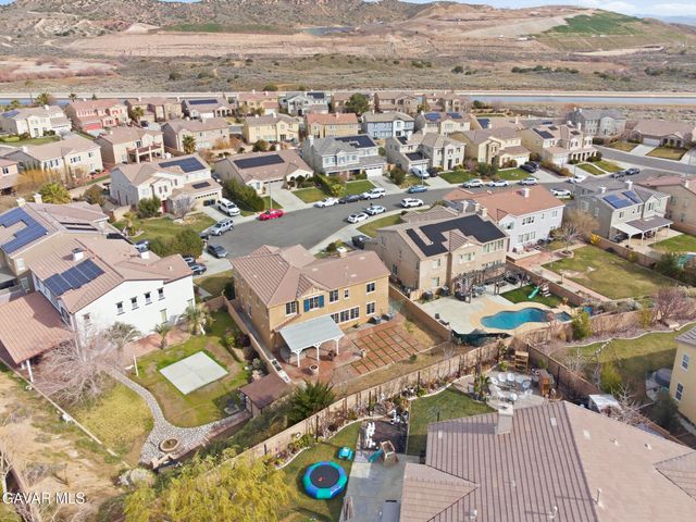 2134 Shellbark Court, Palmdale, CA 93551