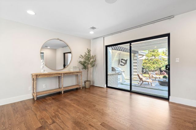 5948 Melshire Drive, Dallas, TX 75230