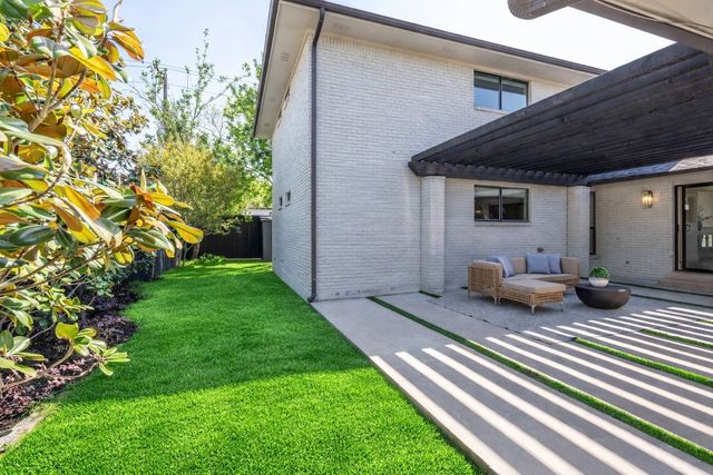 5948 Melshire Drive, Dallas, TX 75230