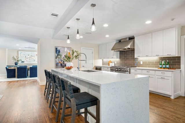 5948 Melshire Drive, Dallas, TX 75230