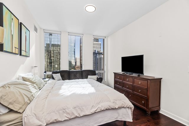 1400 S Michigan Avenue 1703, Chicago, IL 60605