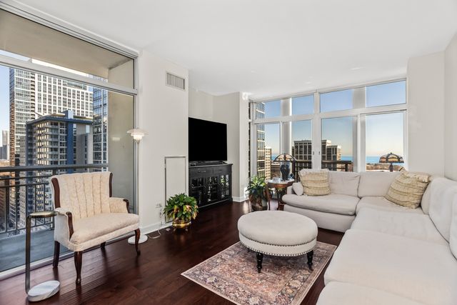 1400 S Michigan Avenue 1703, Chicago, IL 60605