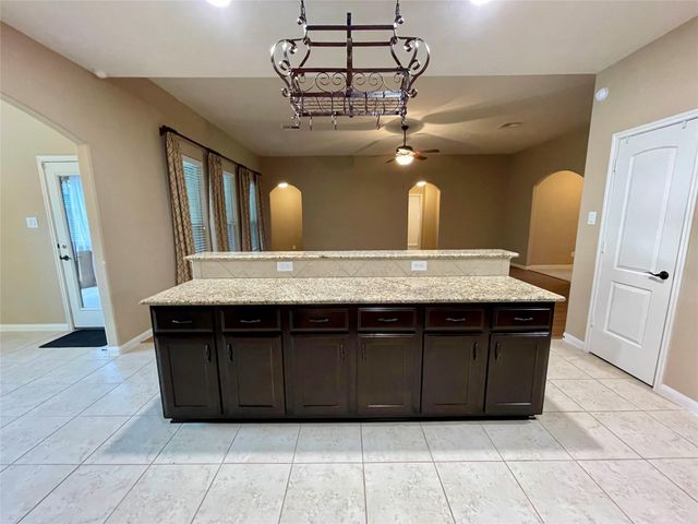 2035 Borthwick Lane, Conroe, TX 77301