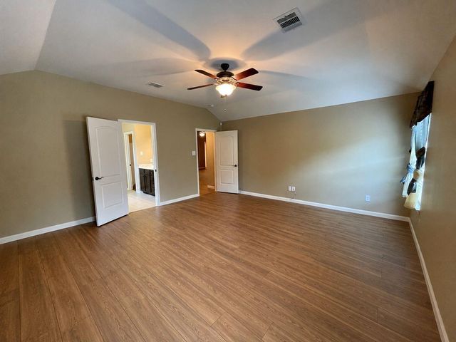 2035 Borthwick Lane, Conroe, TX 77301