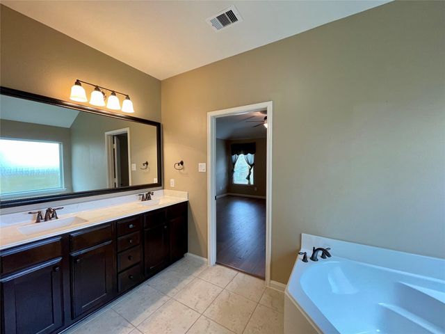 2035 Borthwick Lane, Conroe, TX 77301