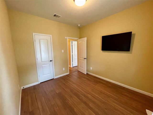 2035 Borthwick Lane, Conroe, TX 77301