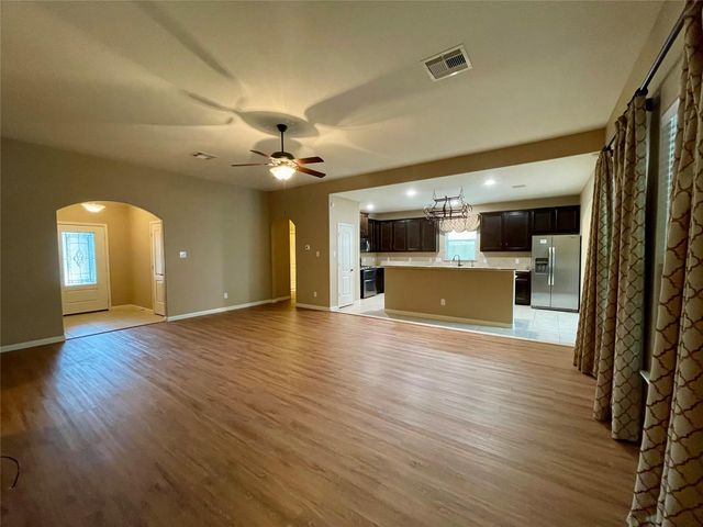 2035 Borthwick Lane, Conroe, TX 77301