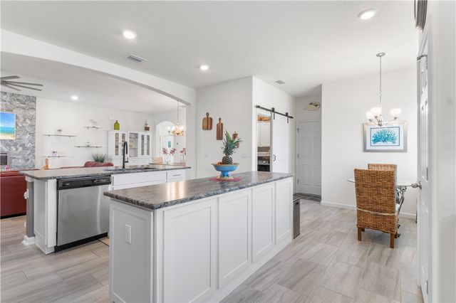 80 56th Court, Vero Beach, FL 32968