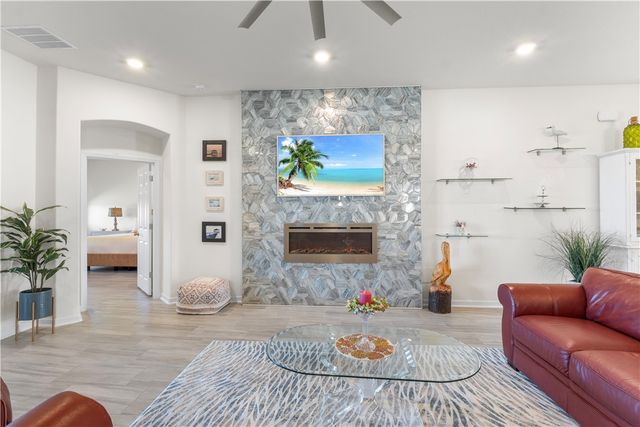 80 56th Court, Vero Beach, FL 32968