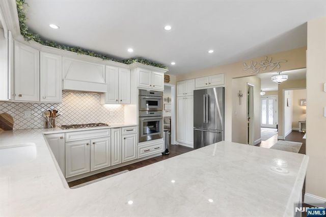 212 Burton Avenue, Hasbrouck Heights, NJ 07604