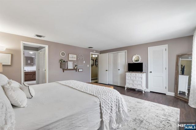 212 Burton Avenue, Hasbrouck Heights, NJ 07604