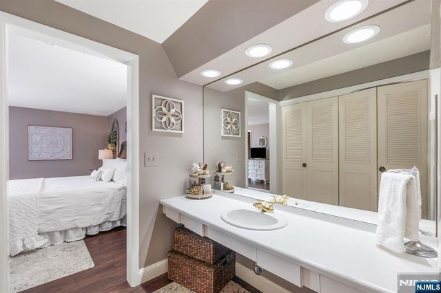 212 Burton Avenue, Hasbrouck Heights, NJ 07604