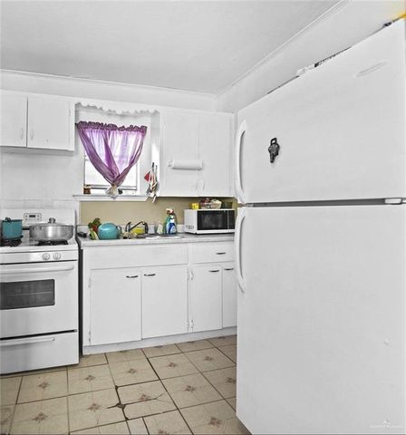 1218 E Lovett Street, Edinburg, TX 78541