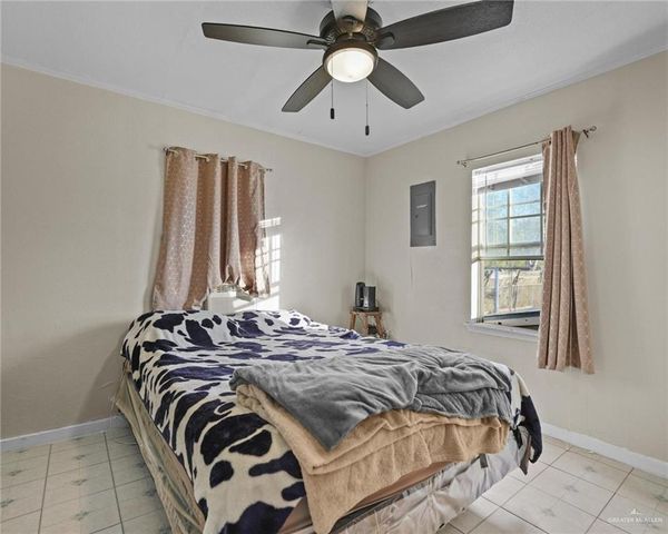 1218 E Lovett Street, Edinburg, TX 78541