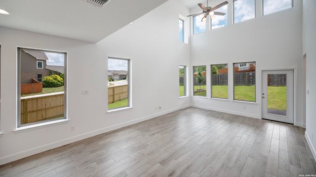 2645 Moonlight Run, San Antonio, TX 78245