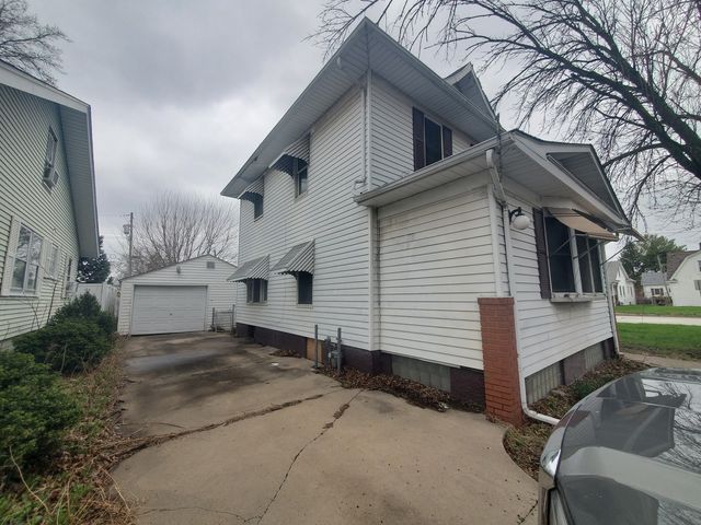 1802 41st Street, Rock Island, IL 61201