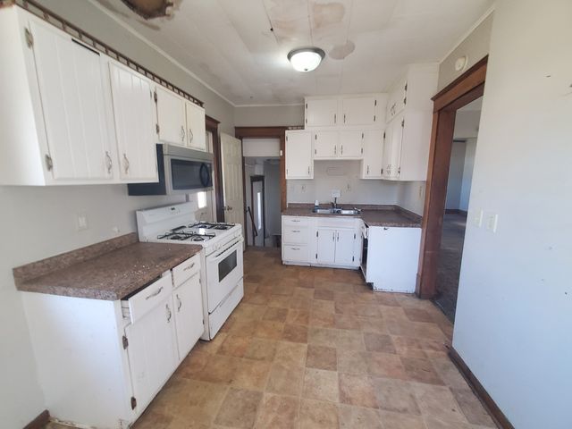 1802 41st Street, Rock Island, IL 61201