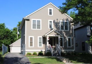 2367 N Dr William Finlayson STREET, Milwaukee, WI 53212