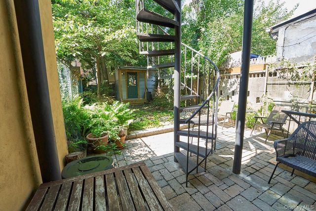 246 W 132nd Street, New York (manhattan), NY 10027