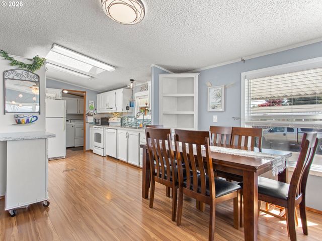 18485 Sw PACIFIC Dr Unit 89, Tualatin, OR 97062
