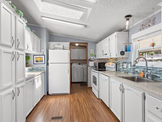 18485 Sw PACIFIC Dr Unit 89, Tualatin, OR 97062