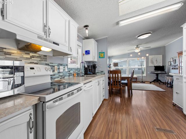18485 Sw PACIFIC Dr Unit 89, Tualatin, OR 97062