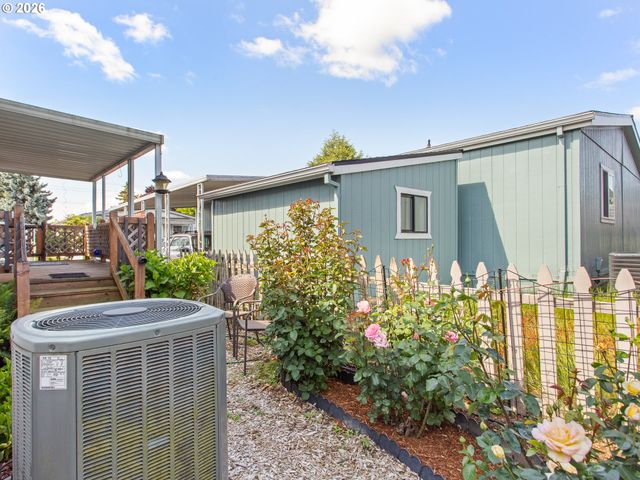 18485 Sw PACIFIC Dr Unit 89, Tualatin, OR 97062