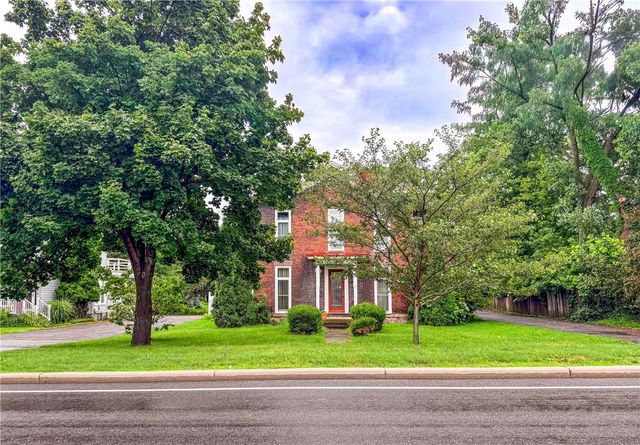 263 Maple Avenue, Victor, NY 14564