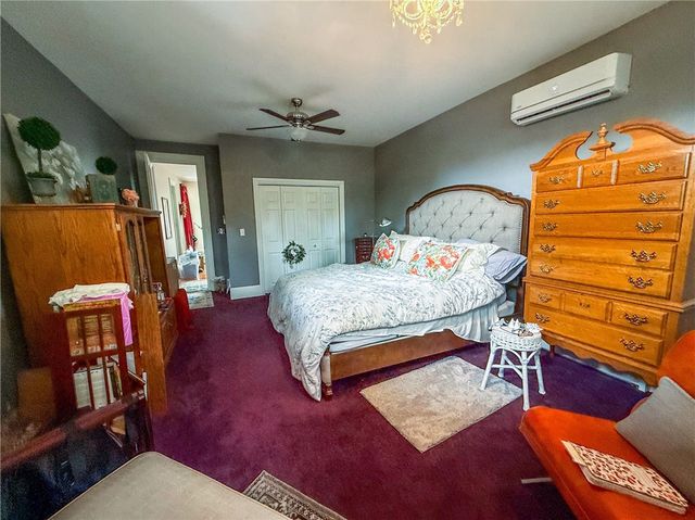 263 Maple Avenue, Victor, NY 14564