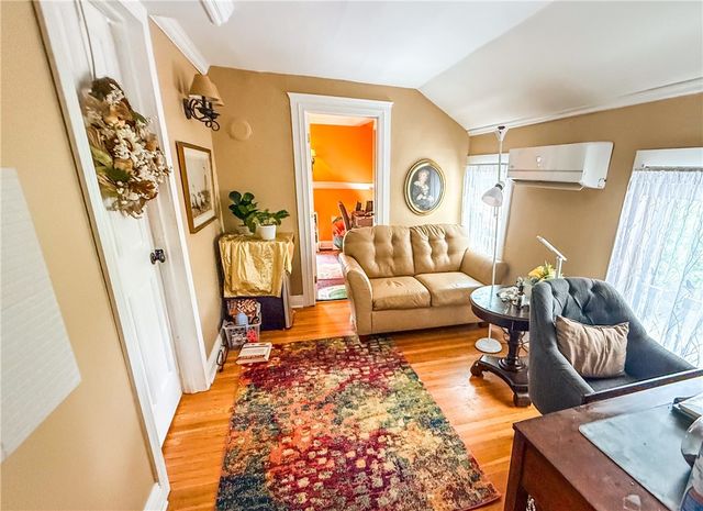 263 Maple Avenue, Victor, NY 14564