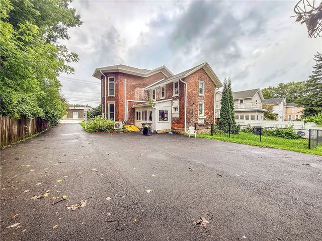 263 Maple Avenue, Victor, NY 14564