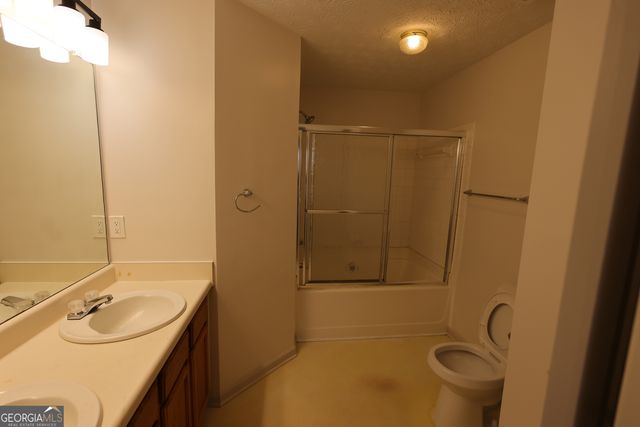 5460 Hampton Court, South Fulton, GA 30349