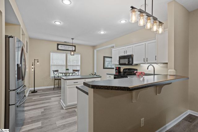 34 Madeline Circle, Taylors, SC 29687