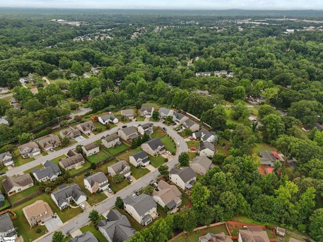 34 Madeline Circle, Taylors, SC 29687
